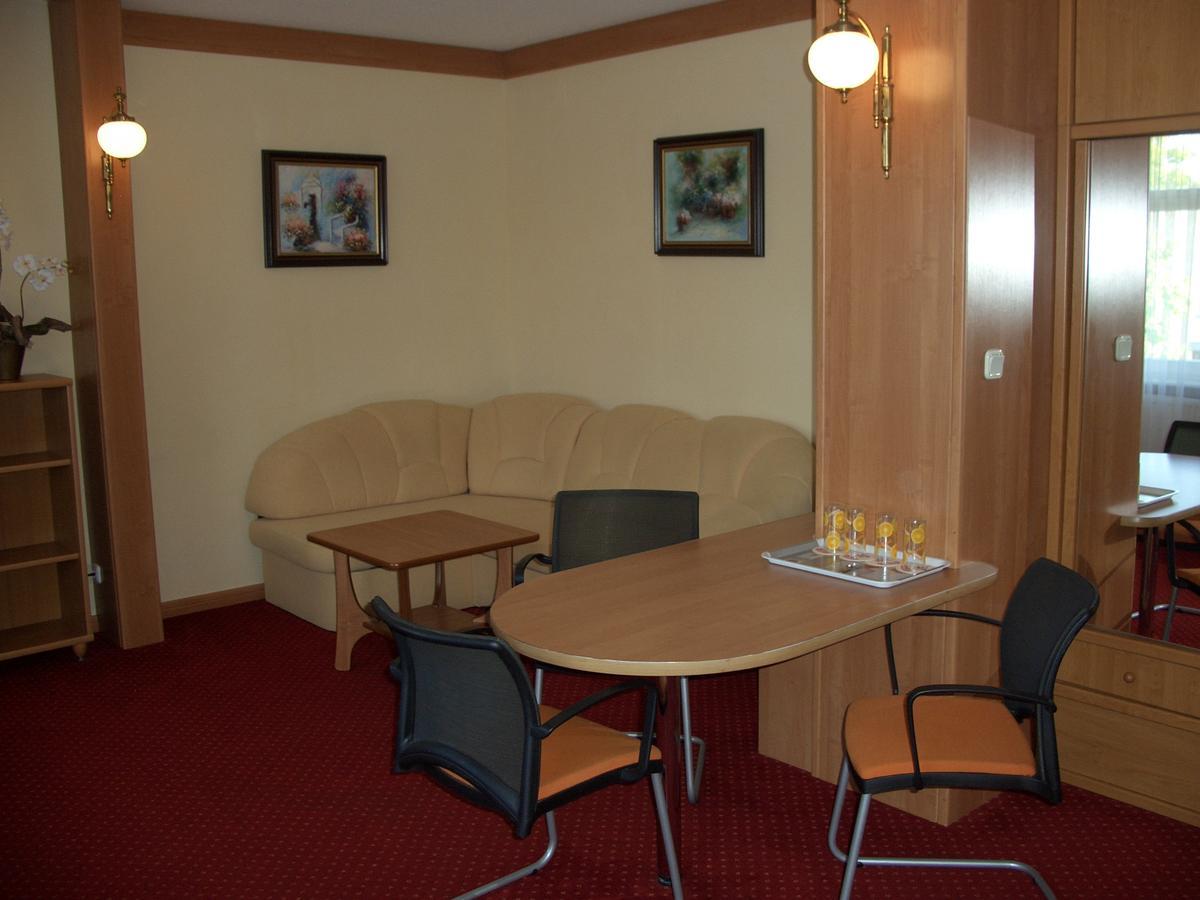 Hotel Alga Ustka Exteriér fotografie